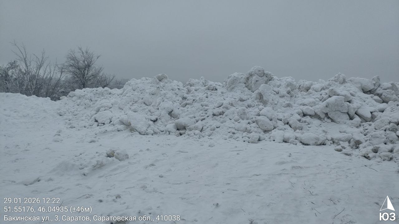 Прокуратура внесла представление мэру Саратова за свалки грязного снега в городе Прокуратура внесла представление мэру Саратова за свалки грязного снега в городе